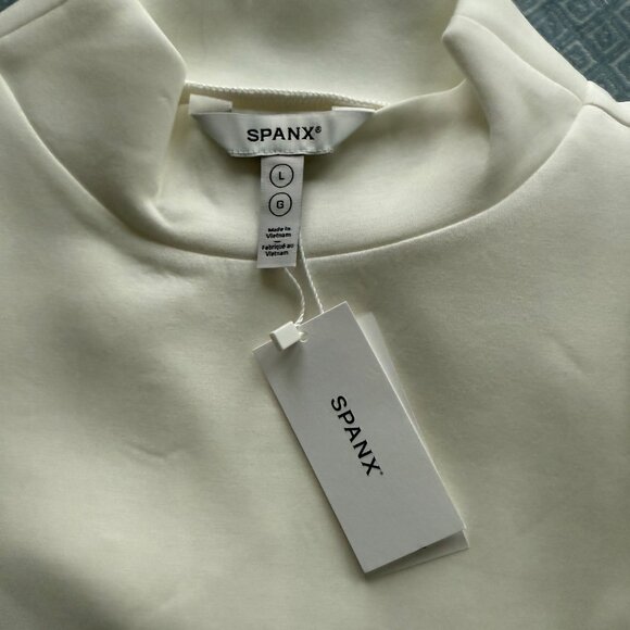 SPANX  Large Better Base Long Sleve in Powder - Picture 4 of 4